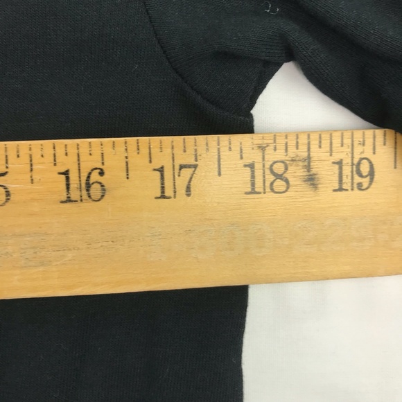 Pittsburg Pirates Baseball MLB Graphic T-Shirt Black Genuine Merchandise Small - Picture 5 of 6